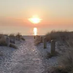 Strandparadies 10 *