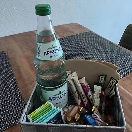 Strandparadies 10 *